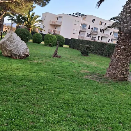 Residence Apartment *
